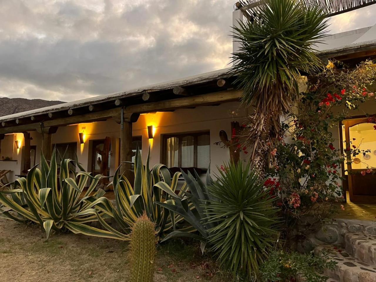 Hotel Texas Cafayate Luaran gambar